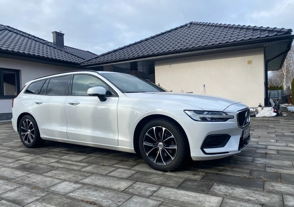 Volvo V60 cena 75800 przebieg: 118000, rok produkcji 2018 z Mielec małe 352